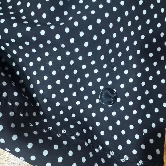 lululemon athletica - Picture 3 of 6